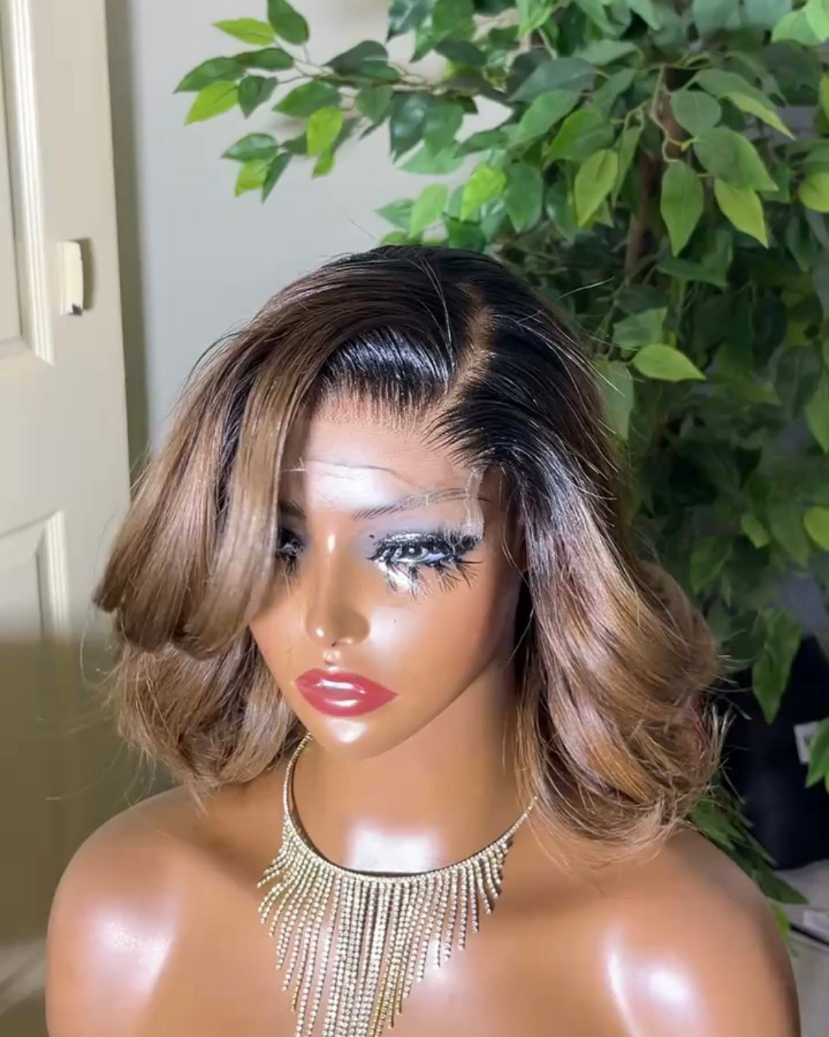 HIGHLIGHTED LAYERED BOB- Glueless premium hd raw wig