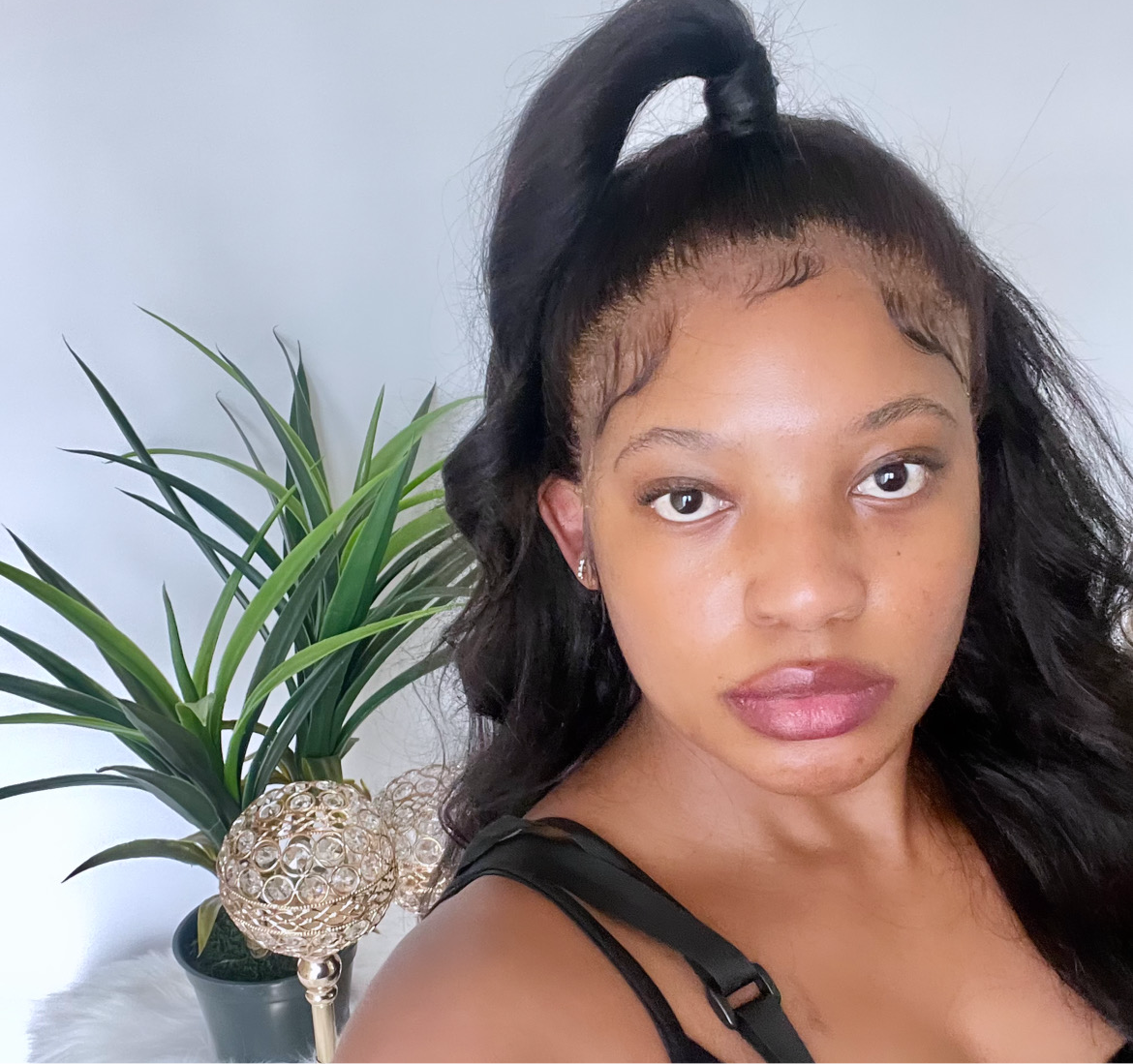 INCHES BABE- Glueless Hd virgin lace wig