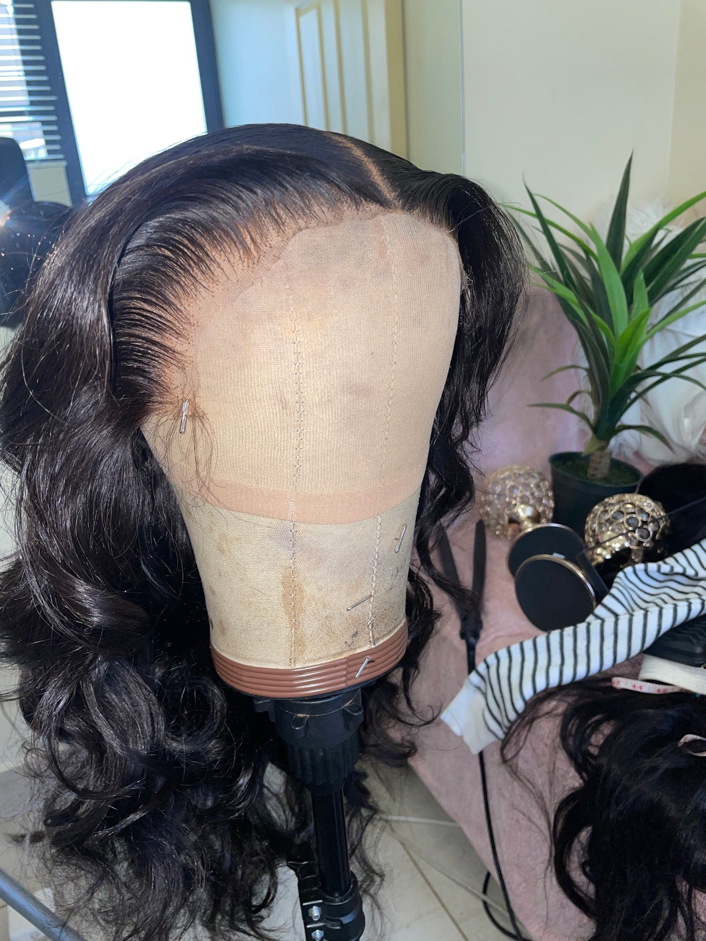 INCHES BABE- Glueless Hd virgin lace wig